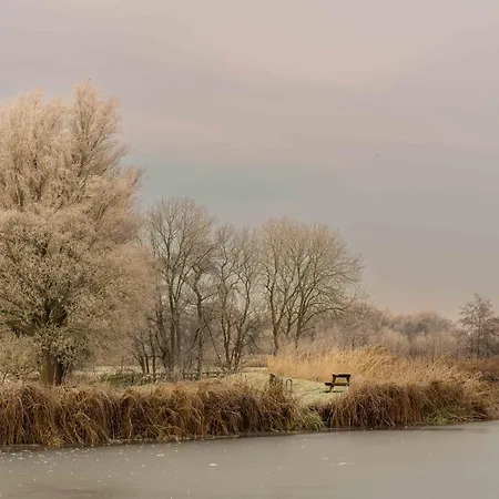 Holiday home Aan De Amstel *